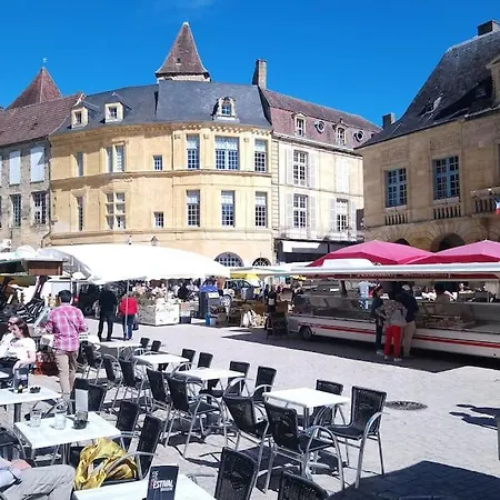Appartement Cite Medievale, Charme & Calme, Bien Place Sarlat-la-Canéda