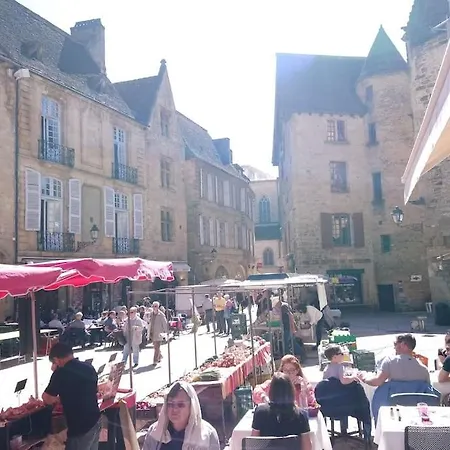 Cite Medievale, Charme & Calme, Bien Place *